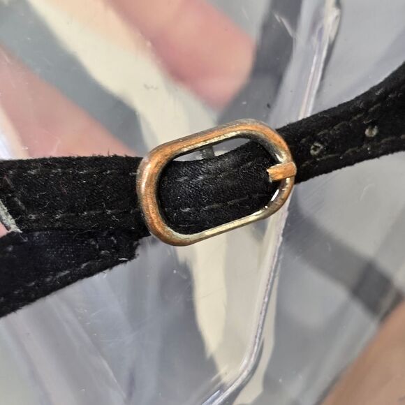 Chinese Laundry Women's 7 Studded Black Thong Buckle Sandals - Picture 12 of 14